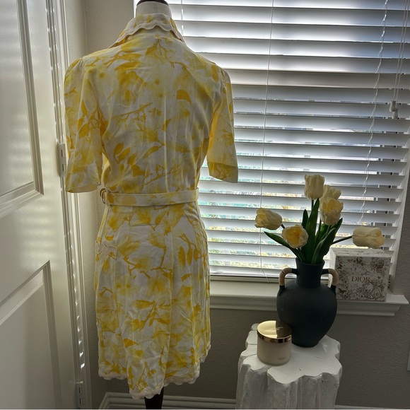 VESTIDO CURTO VERCELLI AMARELO Yellow Dress - Picture 7 of 10